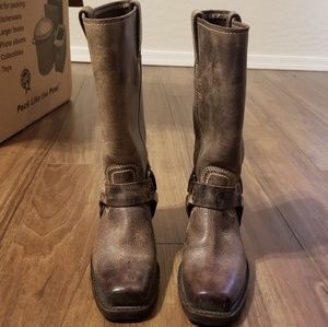 Frye mid/tall leather boots - barely worn! Harness